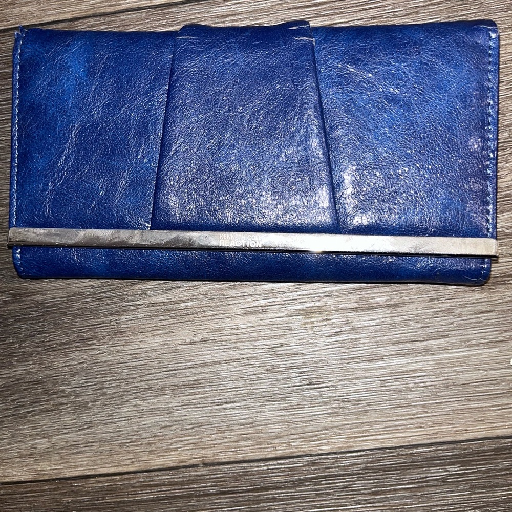 Vintage Kenneth Cole wallet